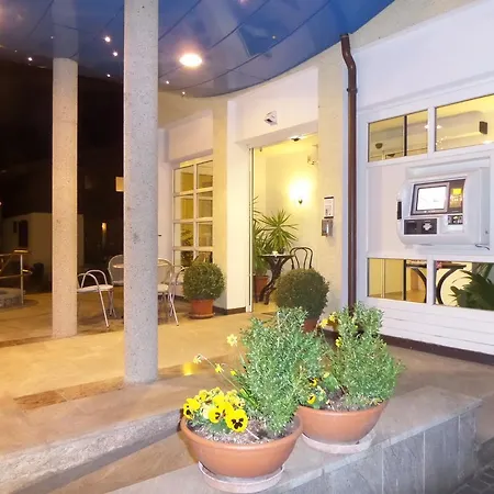 Austria Classic Heiligkreuz Hall in Tirol