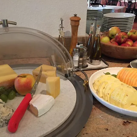 Austria Classic Heiligkreuz Szálloda 4*