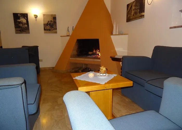 Austria Classic Heiligkreuz Hall in Tirol